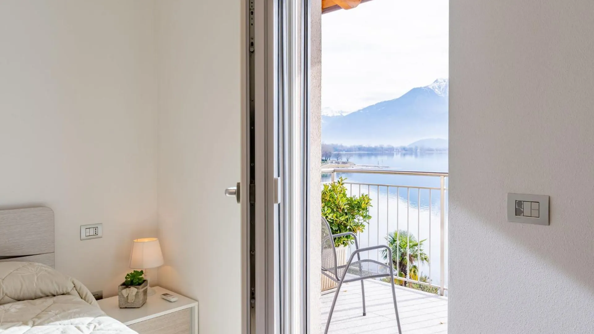 Apartment Ciclamino - Gla127 By Interhome Gera Lario